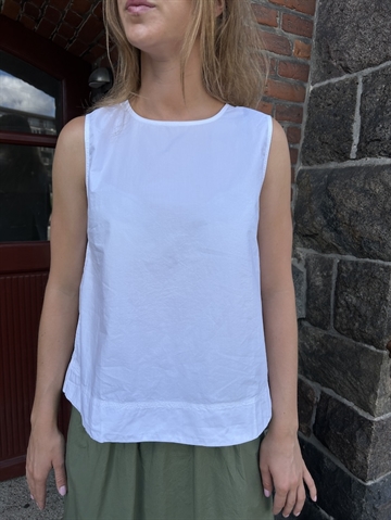 Rue de Tokyo Sharren White